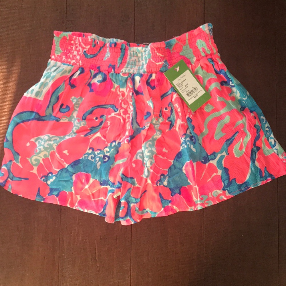 Lilly Pulitzer Women’s Kat Short size Medium